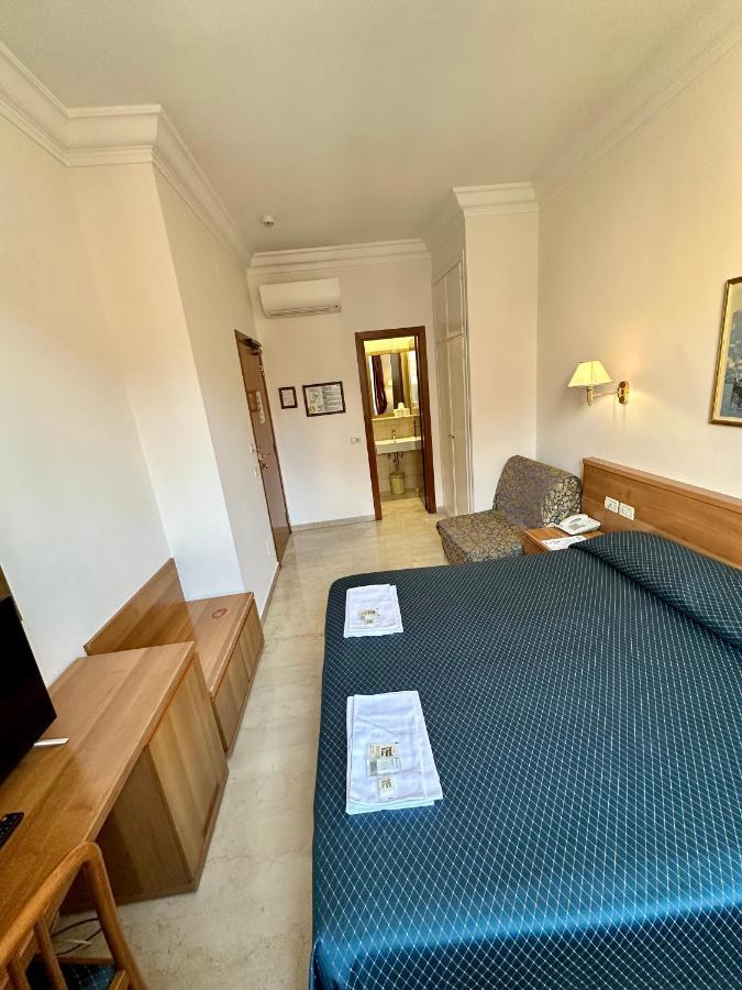 Hotel Principe Di Piemonte Rome Bagian luar foto