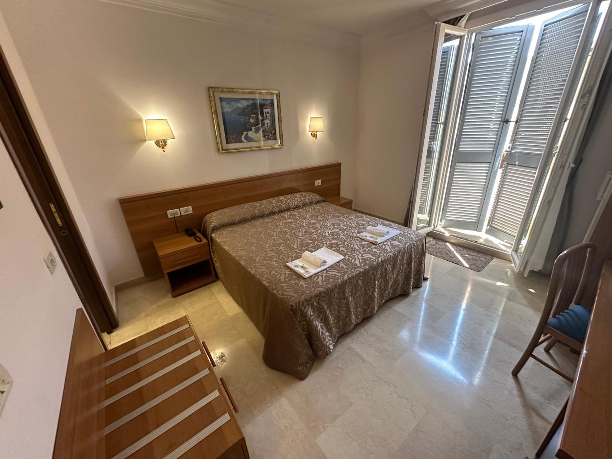 Hotel Principe Di Piemonte Rome Bagian luar foto