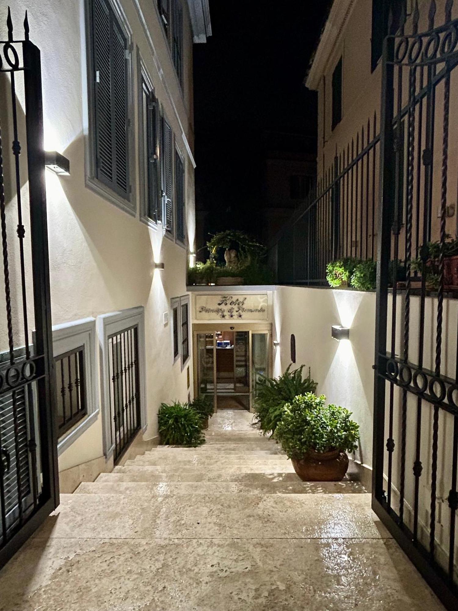 Hotel Principe Di Piemonte Rome Bagian luar foto